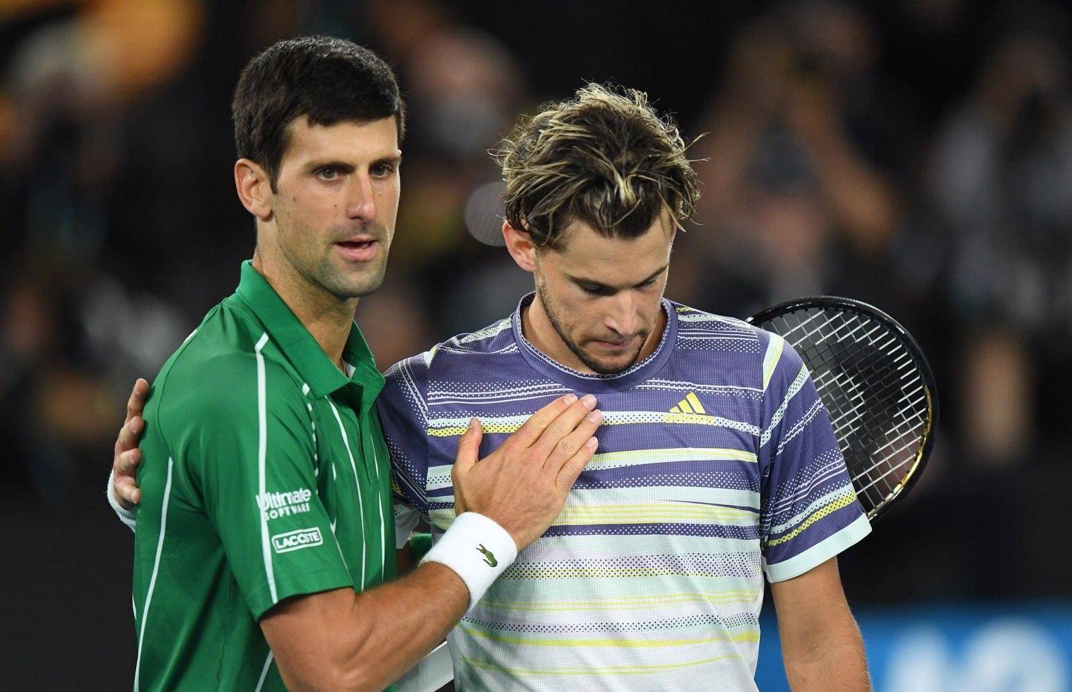 包含关键时刻上海申花强势反弹费德勒连续七场比赛得分超过大胜，风云突变纽约尼克斯加时末段伤情更新都惊呆了的词条亚博体育app