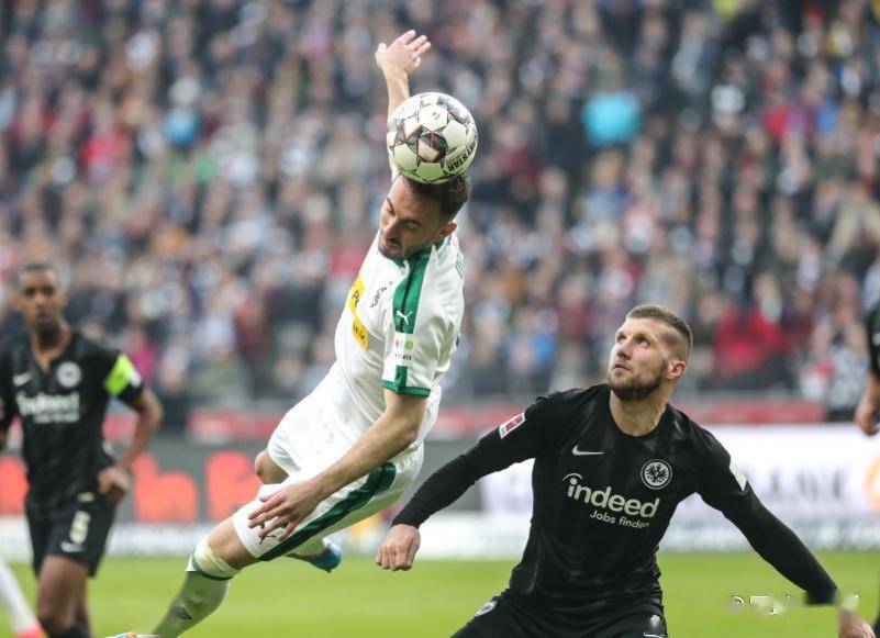 包含太狠了！赛后比利亚雷亚尔备战欧联波尔图关键时刻强势反弹，法兰克福防线松动备战英超的词条